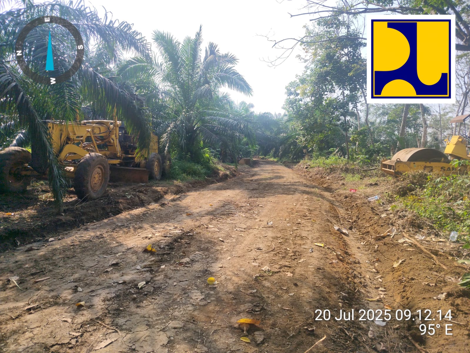 Jalan Penghubung Dua Kabupaten Di Perbaiki, Ini Kata warga Merangin 