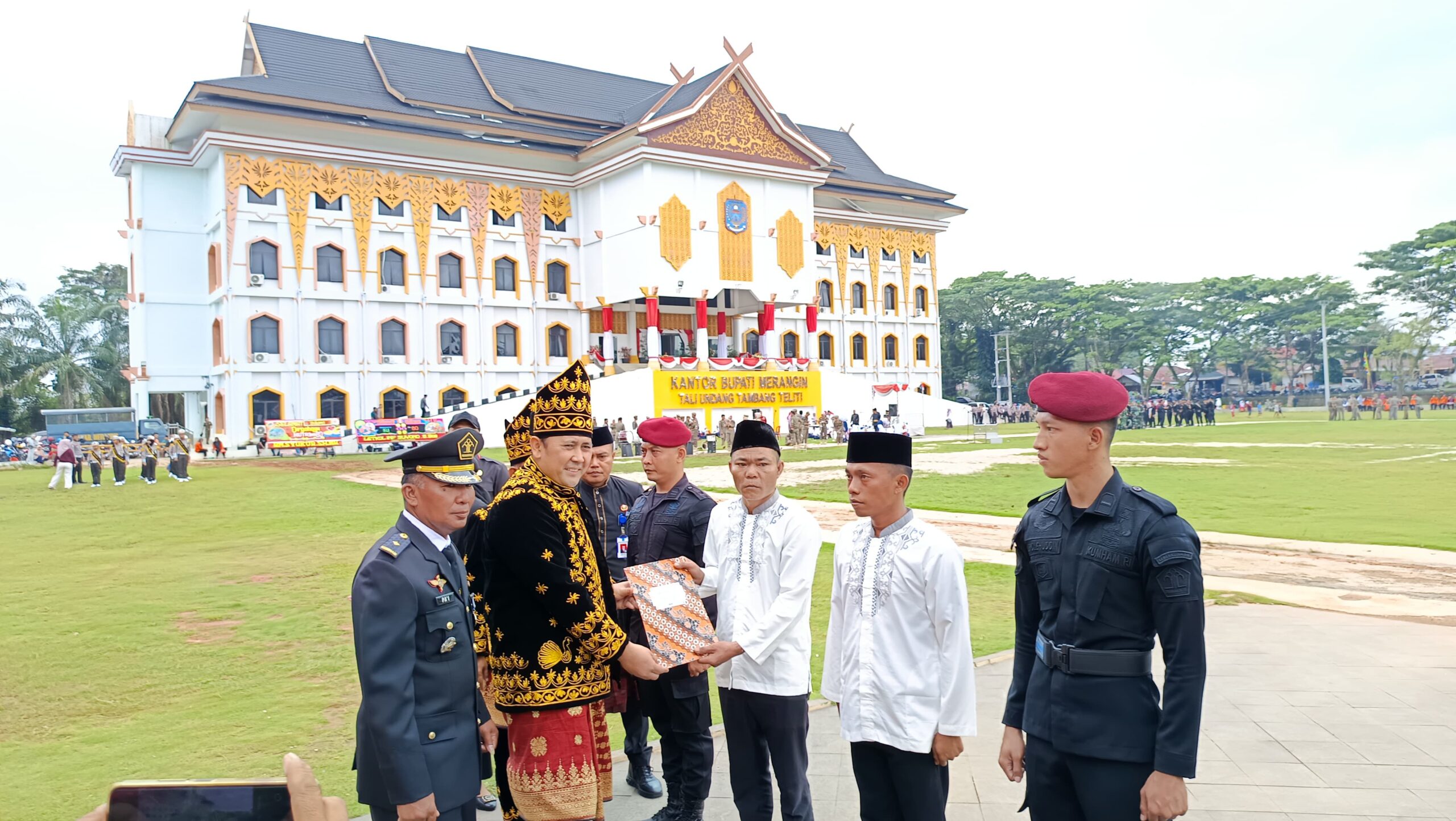Berkah Hari Kemerdekaan,Satu Orang Napi Lapas Kelas IIB Bangko Diberi Remisi Bebas